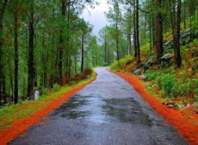 Ranikhet With Nainital Tour