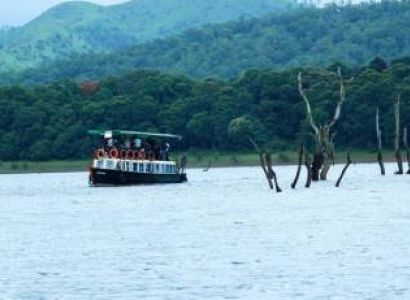 Tranquilizing Tekkady Tour