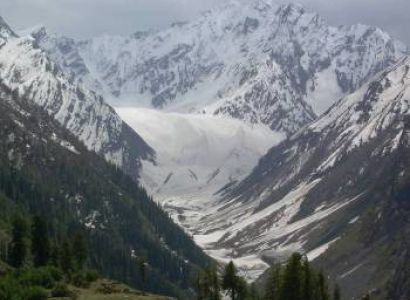 Trek To Minkiani Pass Tour