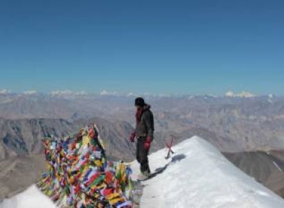 Stok Kangri Summit with Stok La Pass Tour