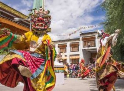 Lakes & Ladakh Festival Tour