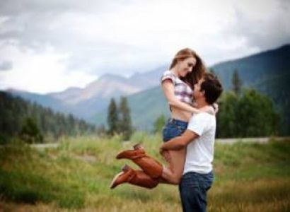 Munnar Honeymoon Tour