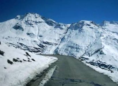 Kullu Manali Shimla Honeymoon Tour Packages from Sikar