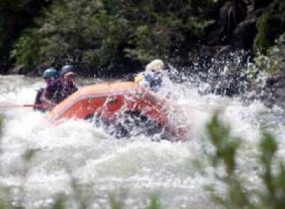 Weekends | Rafting + Lunch @ Hans Resort