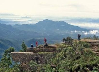Kodaikanal to Kumbakarai Trek Tour