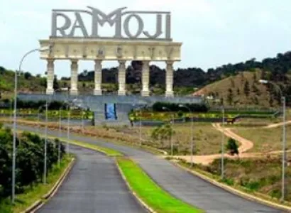 Hyderabad & Ramoji Film City Tour