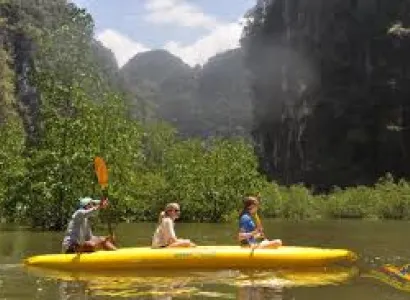 John Gray's Cave Canoeing Tour