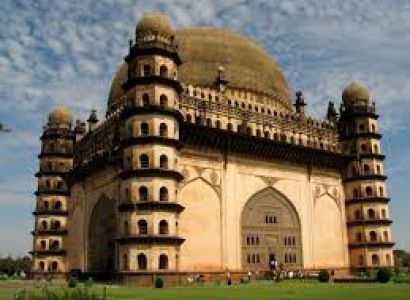 Hyderabad – Bijapur – Hyderabad Tour