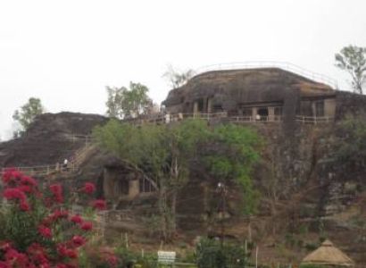 Nagpur – Pachmarhi – Nagpur Tour