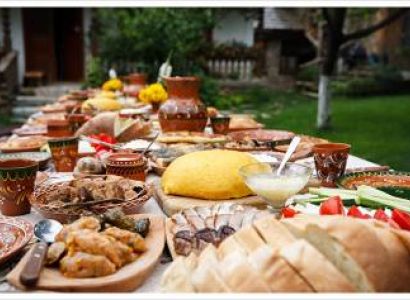 Transylvanian Lunch with a Local Family Tour