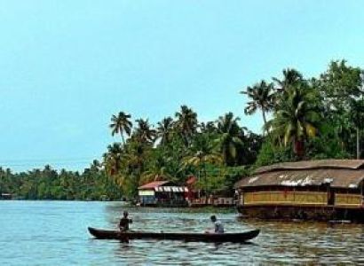 Ooty Kodaikanal Munnar and Houseboat Tour