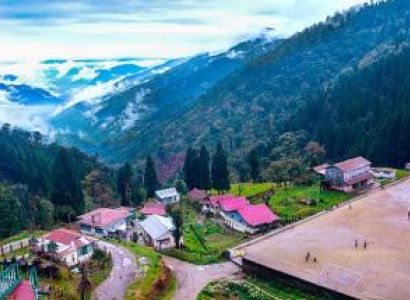 8 Days Sandakphu Phalut Trek Tour