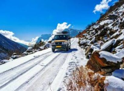 Bagdogra, Darjeeling, Gangtok, Yumthang, Kalimpong Tour