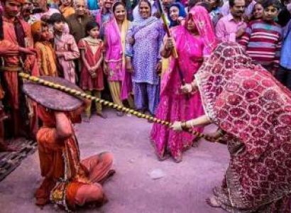 Shri Braj Mandal Lathmar Holi Darshan