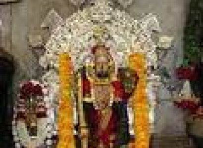 Kolhapur Mahalaxmi with Ganpanti Pule