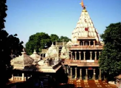 12 Jyotirlinga Tour Package  18 Nights / 19 Days