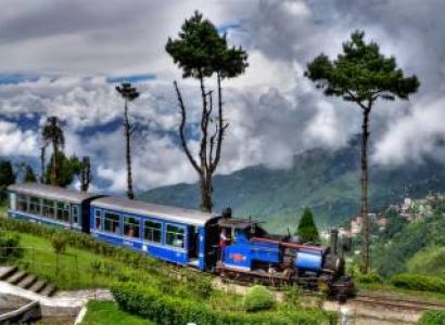Darjeeling & Pelling Tour