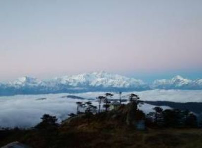 Okhrey to Sandakphu Trekking Tour