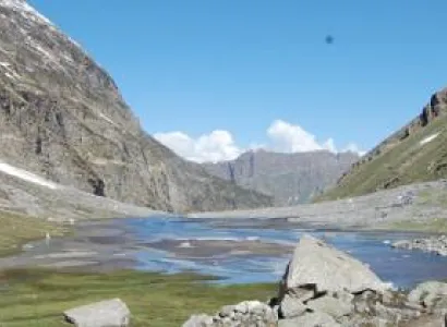Markha Valley Trek Tour
