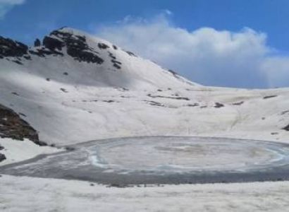 Bhrigu Lake Trek Tour 4 Days