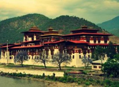 The Land of Peaceful Dragon Tour