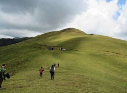 Himalayan Ridge Adventure Tour