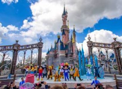Hong Kong and Macau Package with Disneyland Special Package
