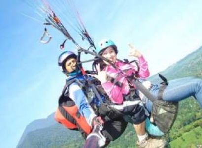 Paragliding in Bir Billing Tour