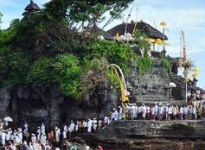 Bali- Jakarta Chic Wonders Tour Package