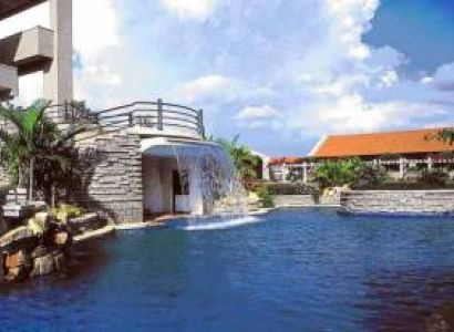 Moksha Himalaya Spa Resort Package (2  Nights)