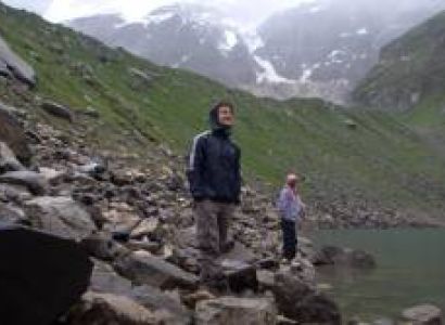 Satopanth Lake Trek Tour