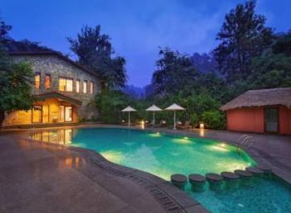 Corbett Deluxe Resort with Corbett King Luxury Tour