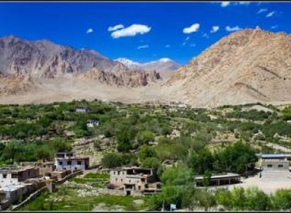 Sham and Indus Valley Trek Tour