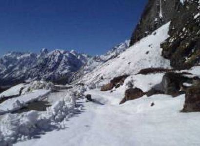 Gangtok with Yumthang Valley Tour