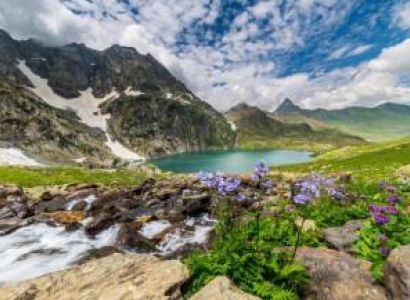 Srinagar with Naranag  Tour