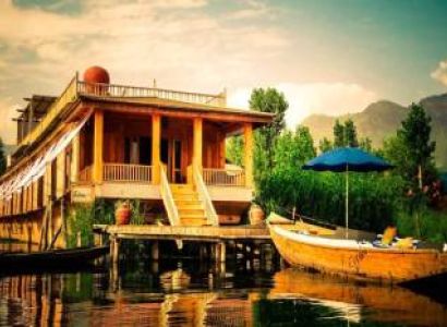 Houseboat Stay Kashmir 4 Nights - 5 Days Tour