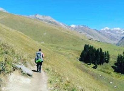 Buran Ghati Trek Tour