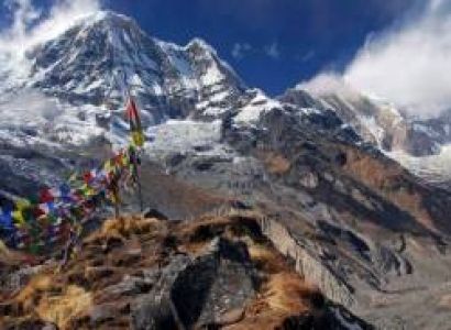 Nepal Trekking - 16 Days Tour