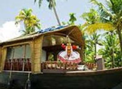 Kerala Hill Station and Backwater Tour
