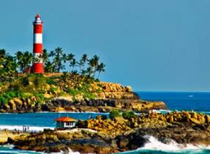 Munnar – Alleppey – Kovalam Tour