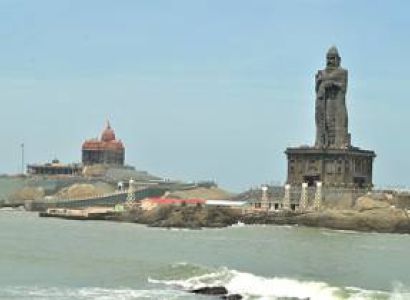 Munnar – Thekkady - Alleppey – Kovalam – Cochin Tour