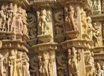 Taj Mahal With Khajuraho Tour