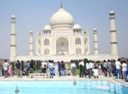 Taj Mahal Tour from Bangalore 