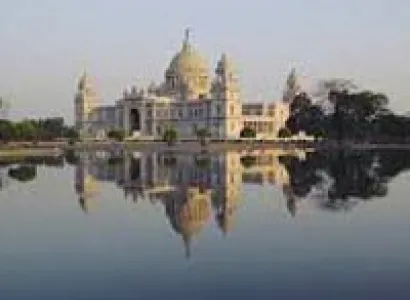 In The Footsteps of the Buddha tour