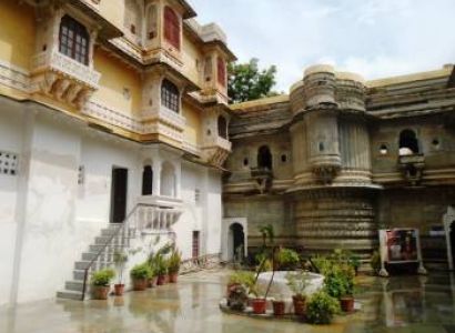 Delhi With Mumbai Tour