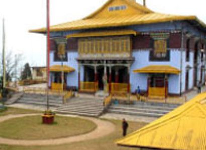 Buddhist Temple Travel with East India Tour