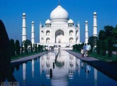 Delhi - Agra - Delhi 2 Days Tour By Bus