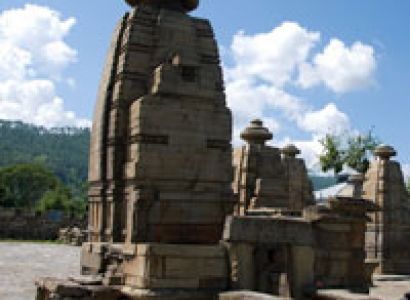 Roop-Kund Trek Tour (Ibexgarhwal - Himalayas - Moderate Trek)