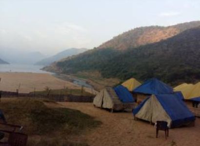 Rajahmundry to Kolluru Bamboo Huts Tour