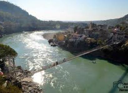 Rishikesh Yoga and Ashram Tour
